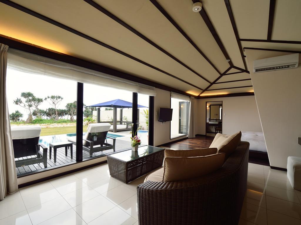 Konpeki The Villa All Suite Miyakojima  Exterior photo