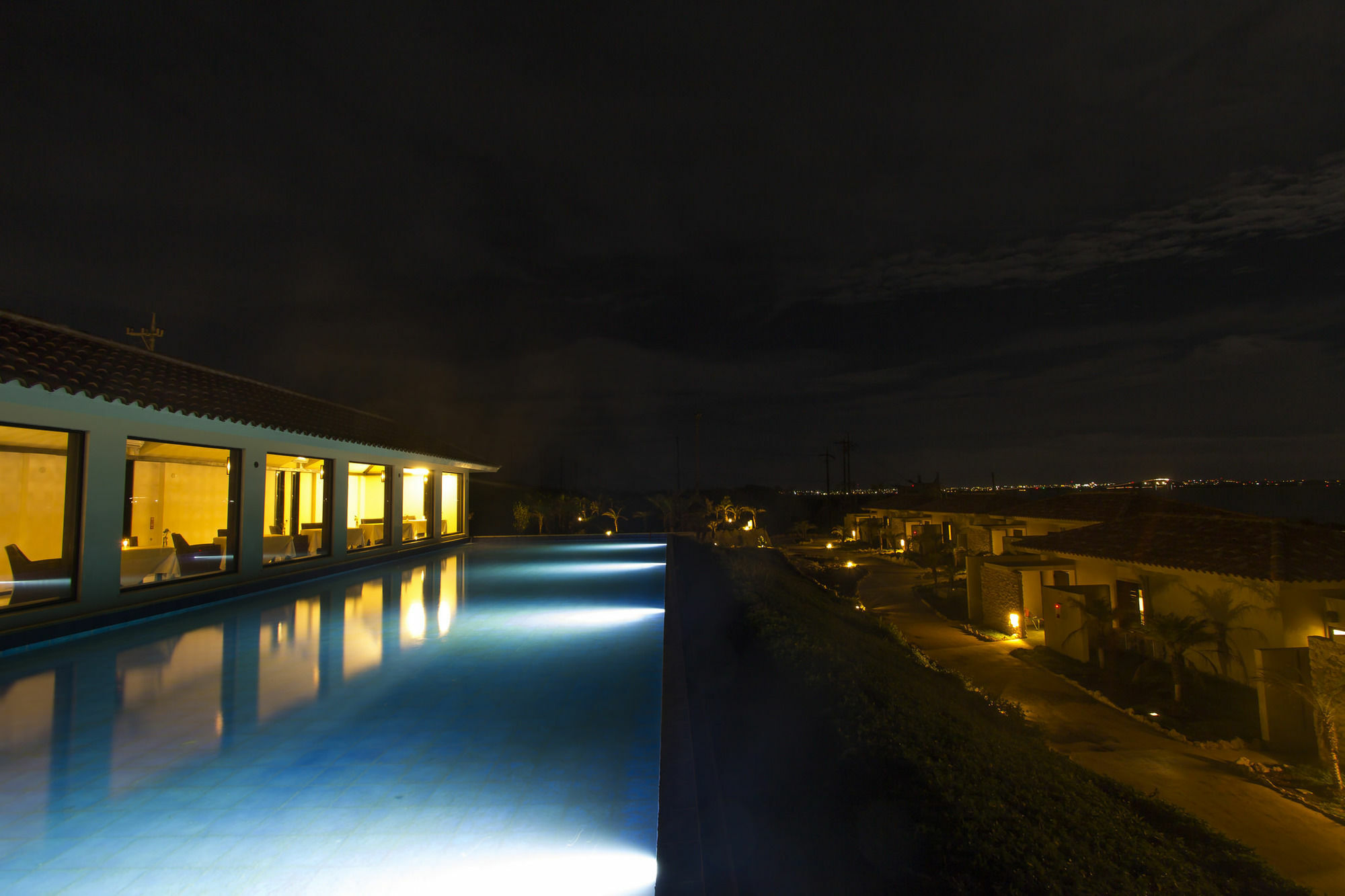 Konpeki The Villa All Suite Miyakojima  Exterior photo