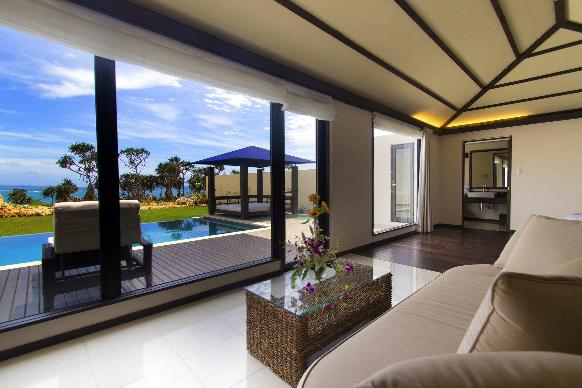 Konpeki The Villa All Suite Miyakojima  Exterior photo